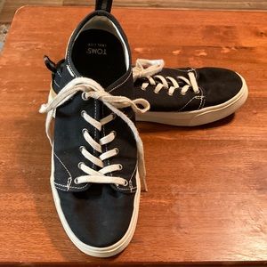 Toms canvas sneakers